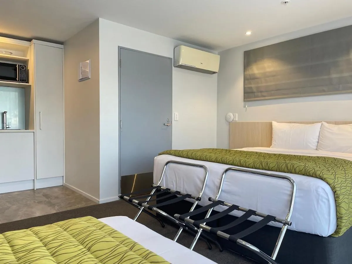 2 On Whiteleigh And 239 On Lincoln Motel Christchurch