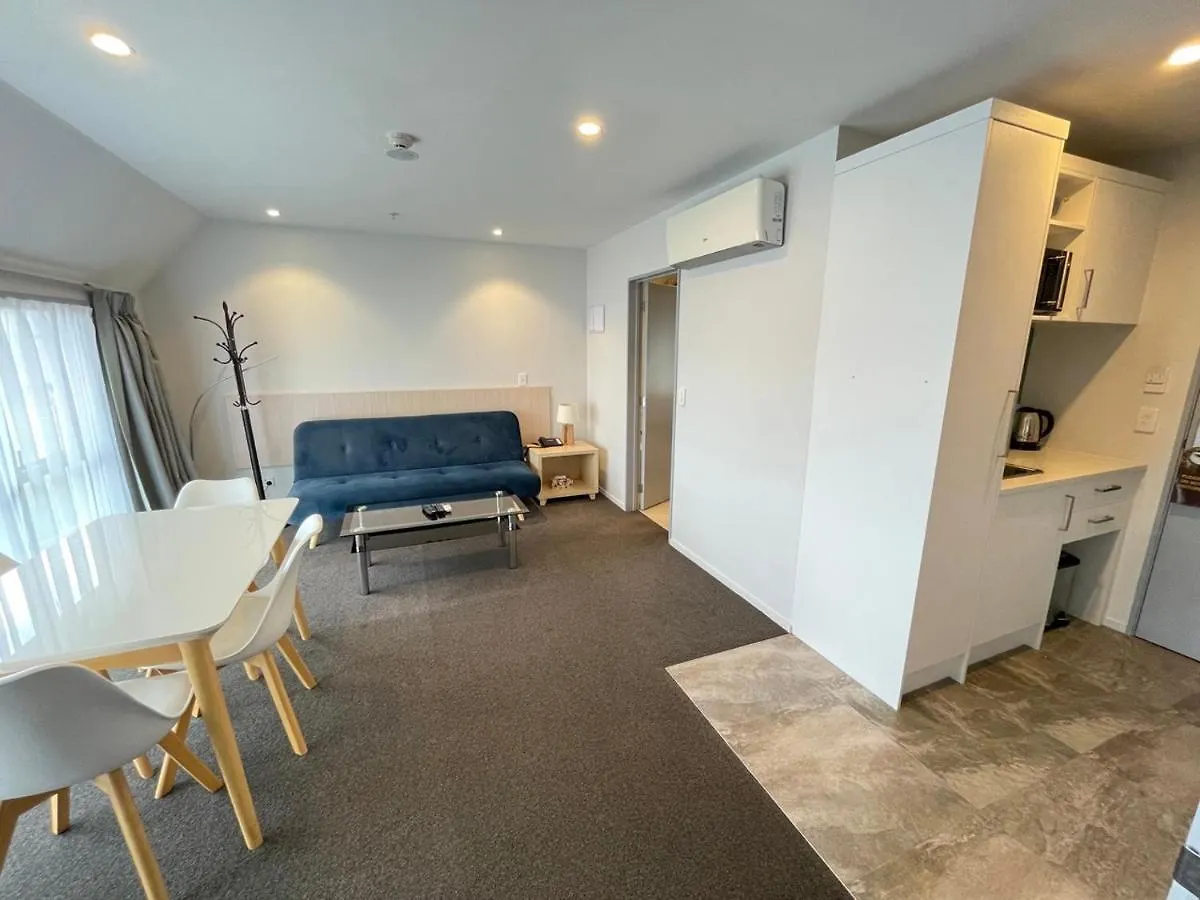 2 On Whiteleigh And 239 On Lincoln Motel Christchurch